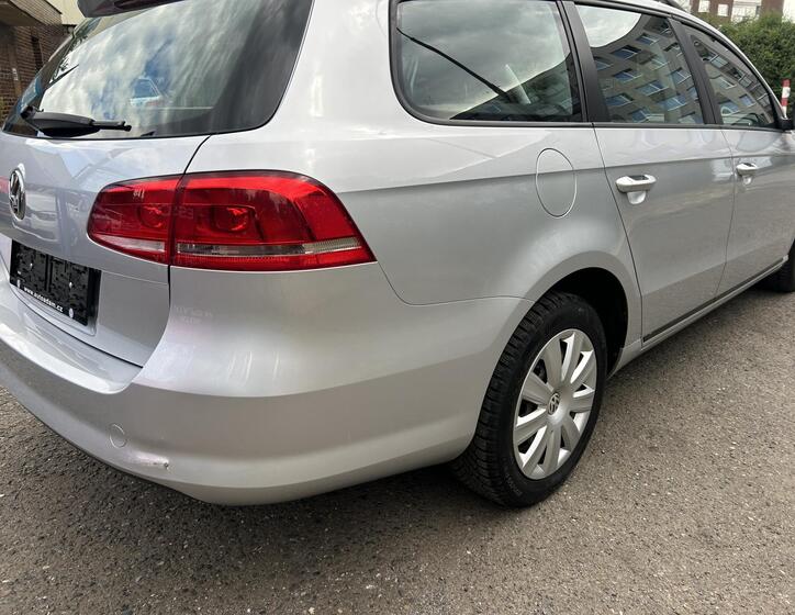 Volkswagen Passat 10