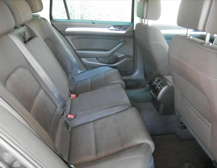 Volkswagen Passat 14