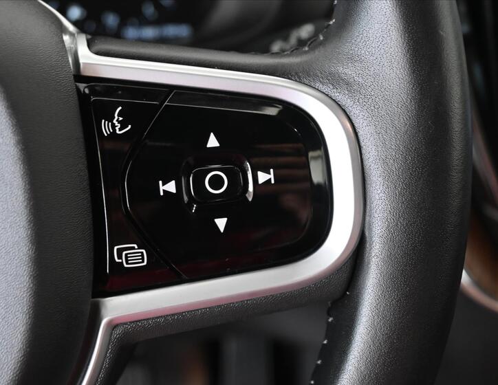 Volvo XC60 18