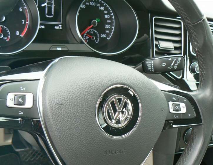 Volkswagen Golf Sportsvan 16
