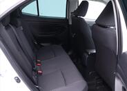 Toyota Yaris Cross 15
