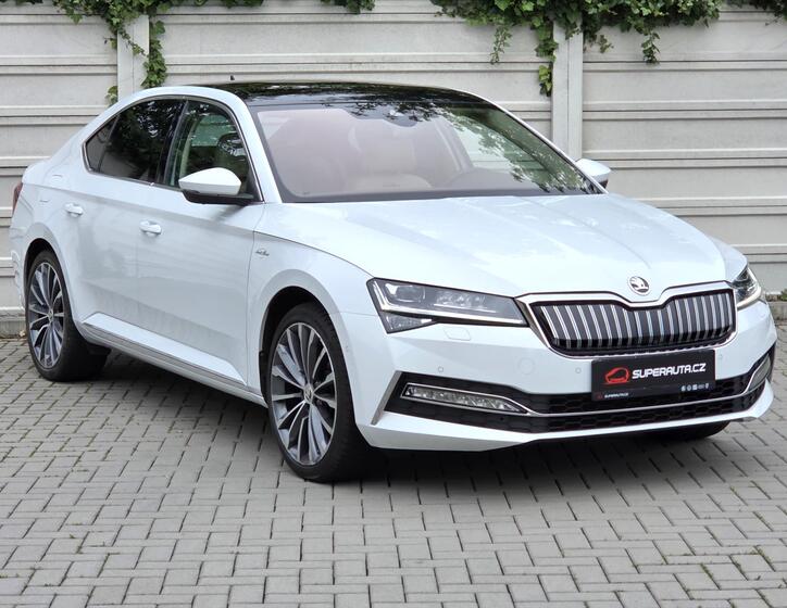 Škoda Superb 1