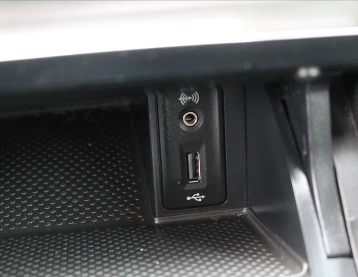 Volkswagen Golf 20