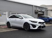 KIA ProCeed 1