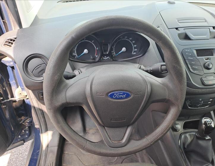 Ford Tourneo Courier 7