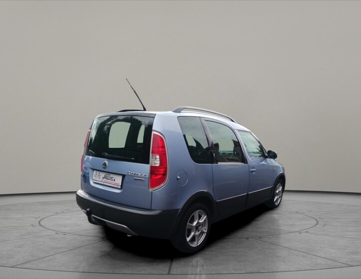 Škoda Roomster 4