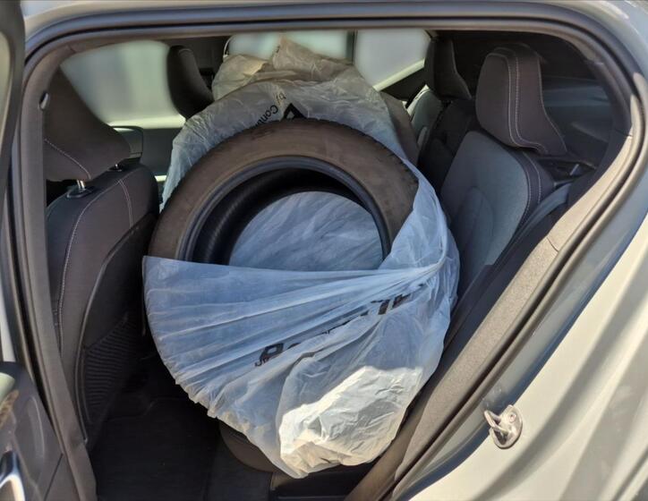Volvo XC40 11