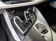 BMW i8 12