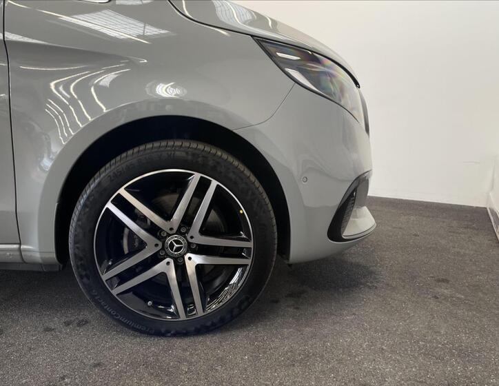 Mercedes-Benz Třídy V 28