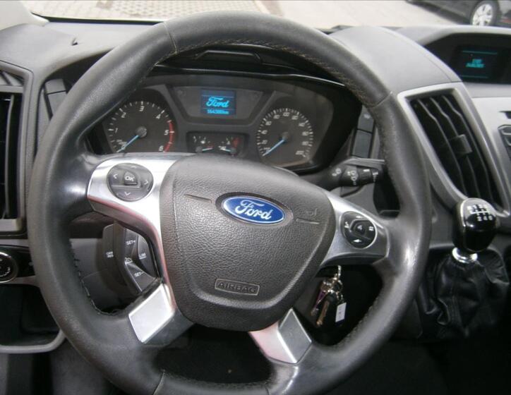 Ford Transit 17