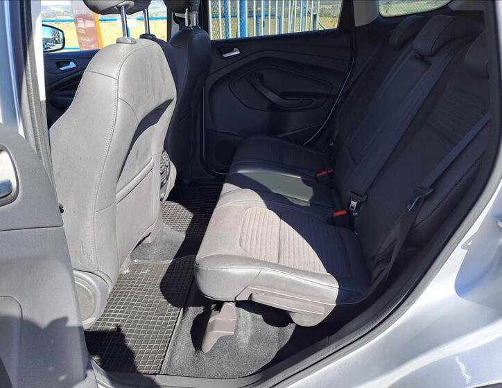 Ford Kuga 6