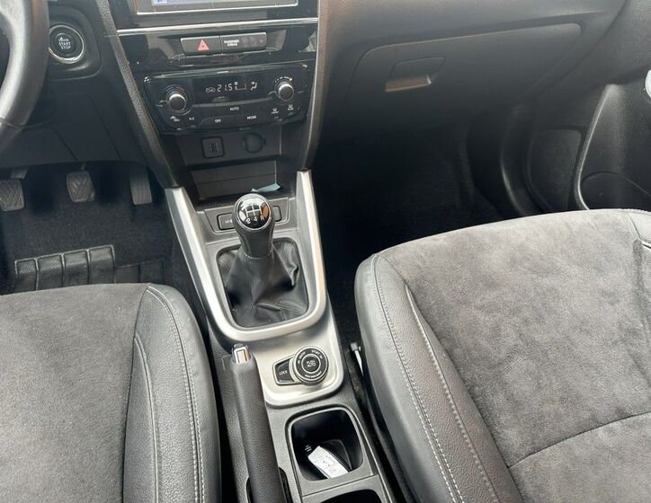 Suzuki Vitara 10