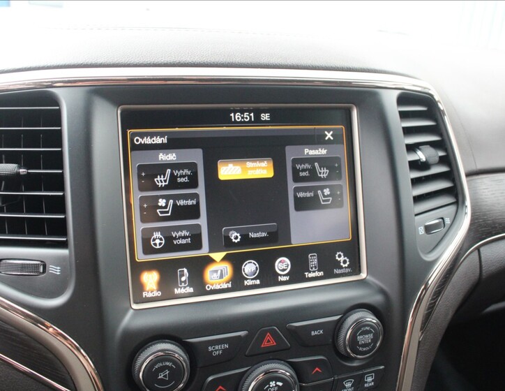 Jeep Grand Cherokee 21