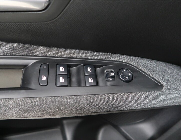 Peugeot 5008 14