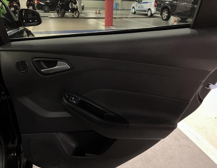 Ford Focus 19