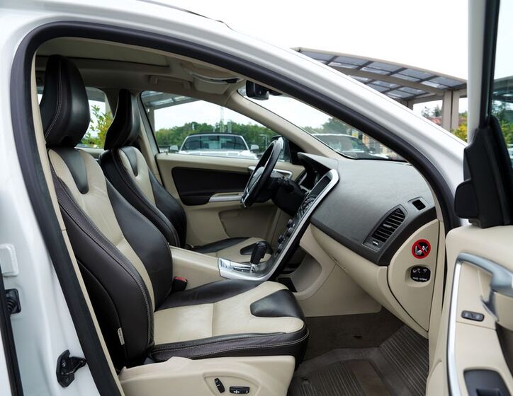 Volvo XC60 32