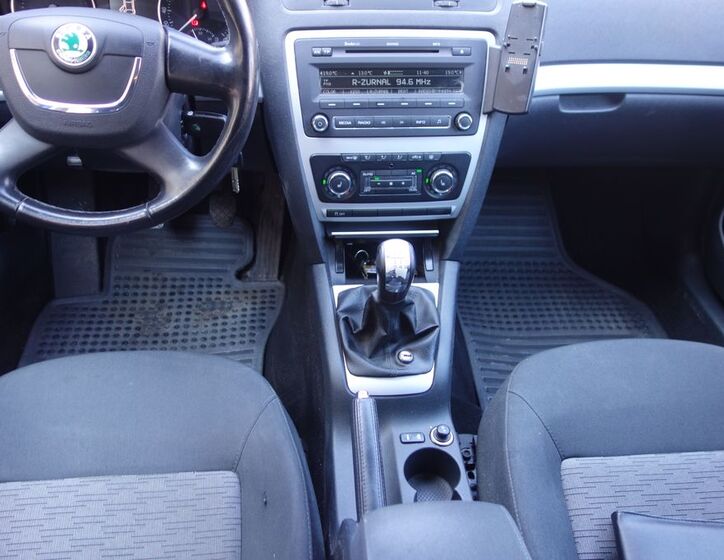 Škoda Octavia 10