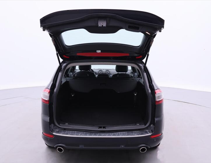 Ford Mondeo 9
