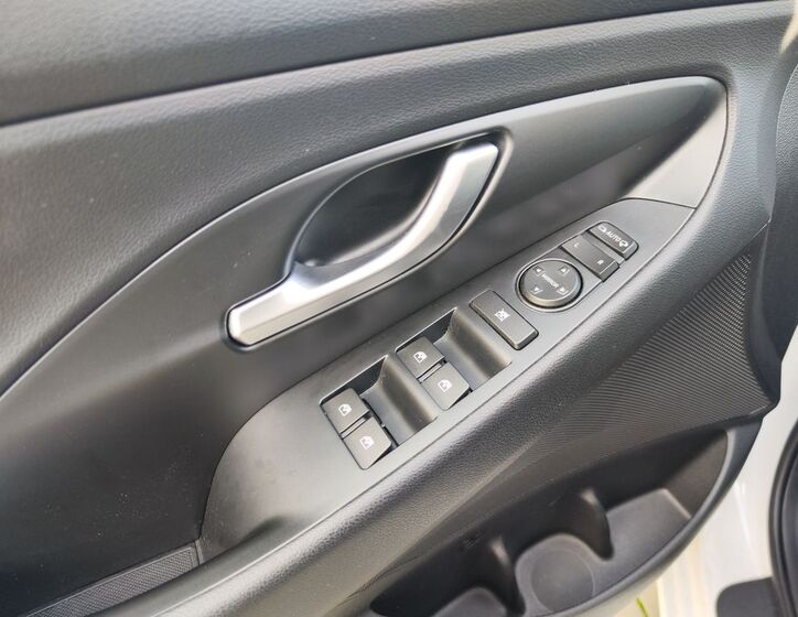 Hyundai i30 28