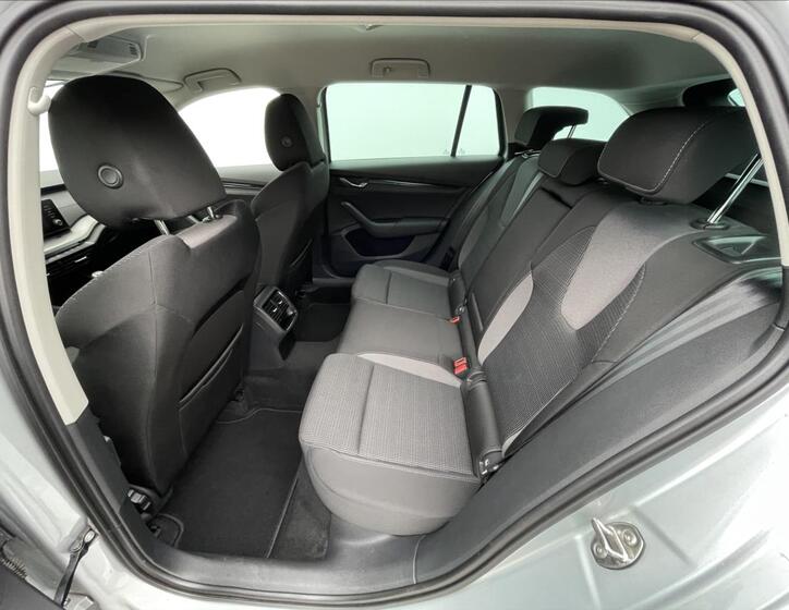 Škoda Octavia 16