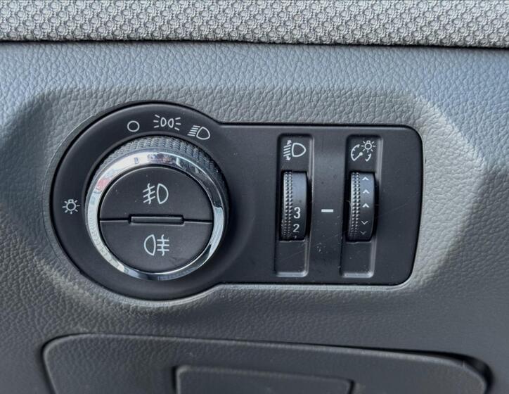 Chevrolet Cruze 31