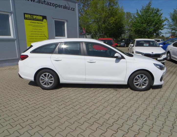 Hyundai i30 9
