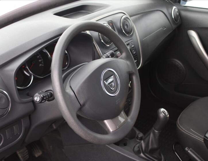 Dacia Logan 12