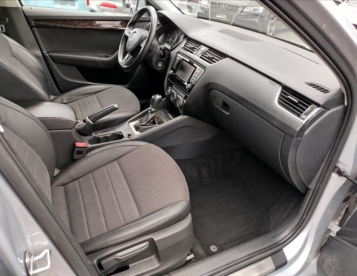 Škoda Octavia 33