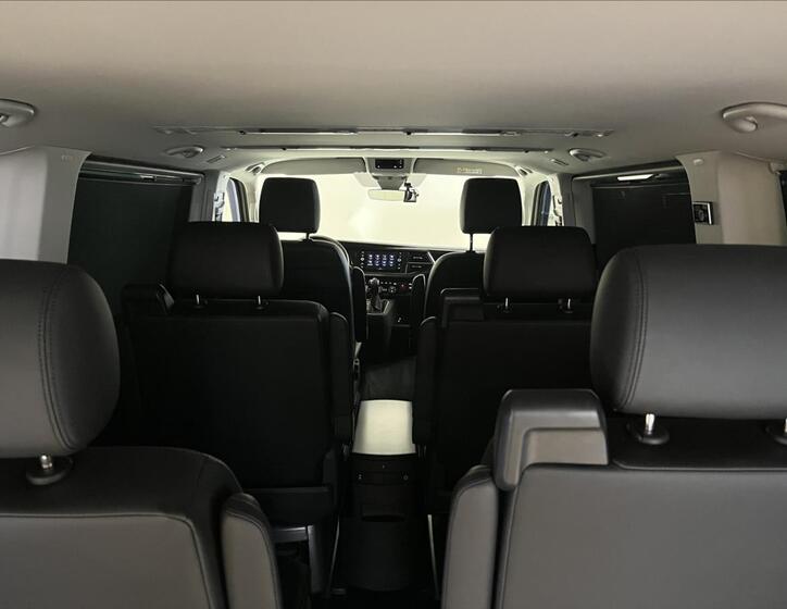 Volkswagen Multivan 25
