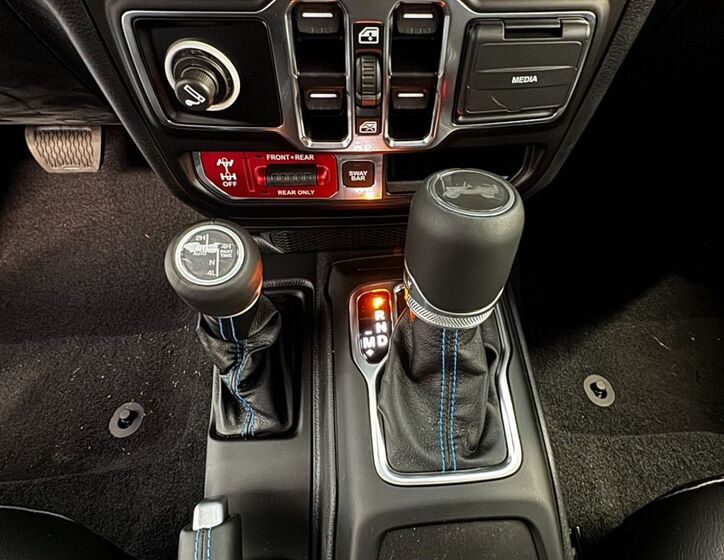 Jeep Wrangler 10