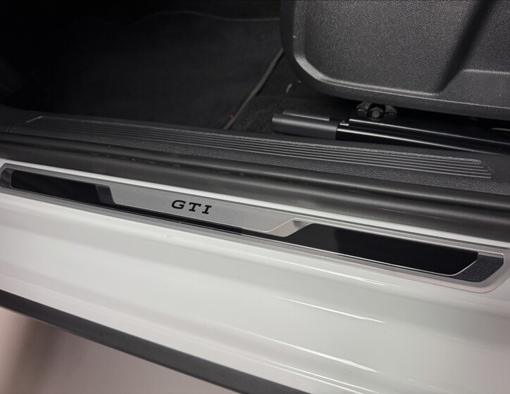 Volkswagen Polo 24