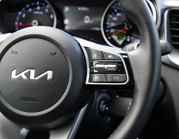 KIA Ceed 10