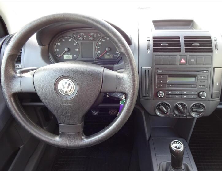 Volkswagen Polo 33