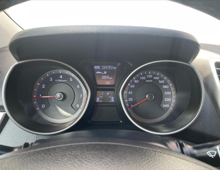 Hyundai i30 18
