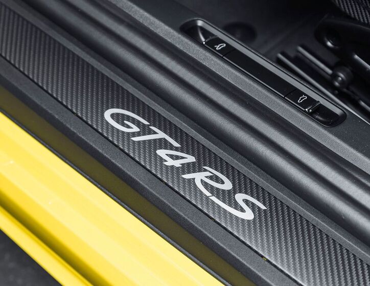 Porsche Cayman 13