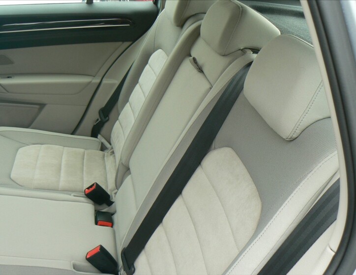 Volkswagen Golf Sportsvan 14