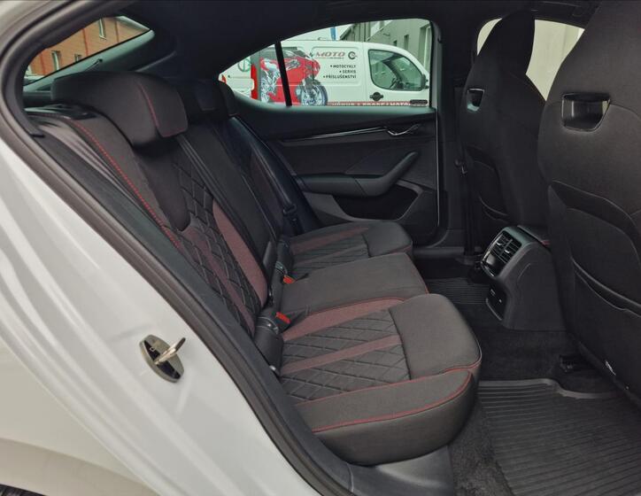 Škoda Octavia 15