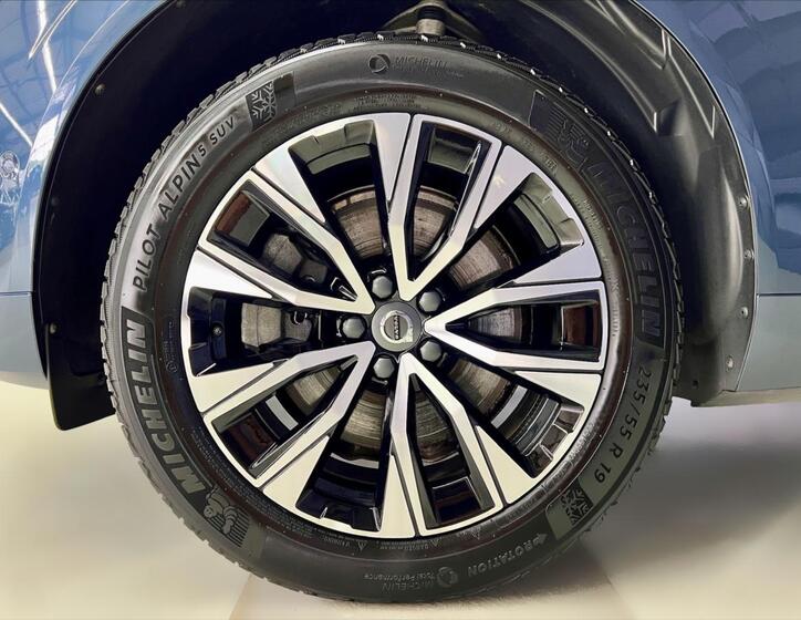 Volvo XC60 9