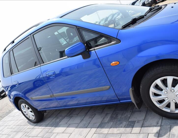 Mazda Premacy 8
