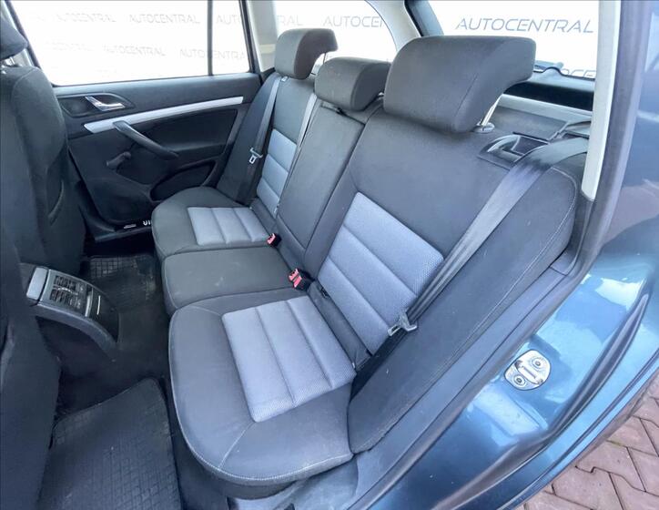 Škoda Octavia 19