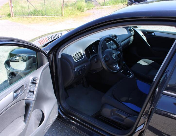 Volkswagen Golf 9