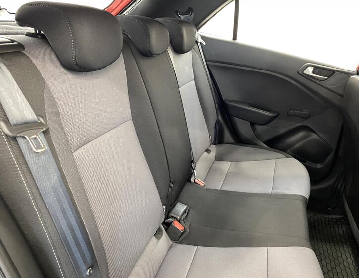 Hyundai i20 7