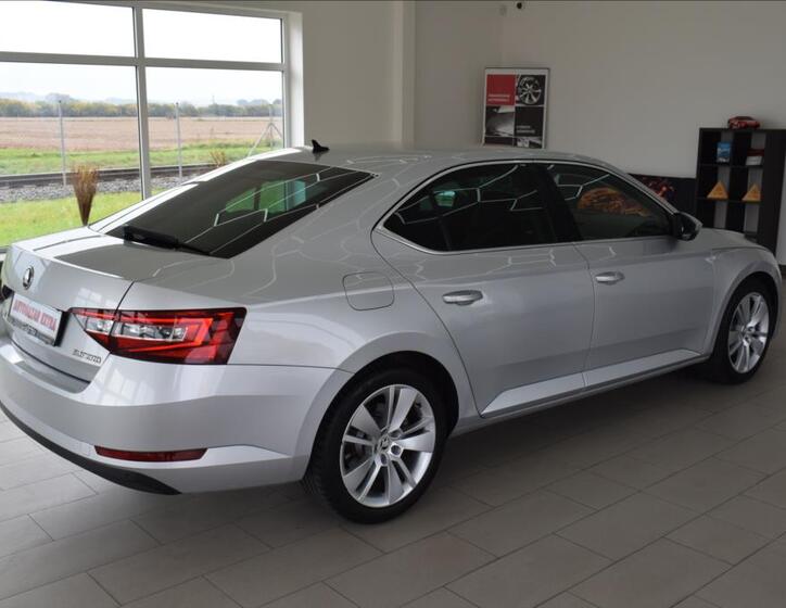 Škoda Superb 6