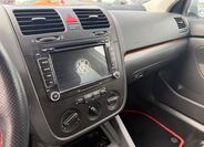 Volkswagen Golf 9