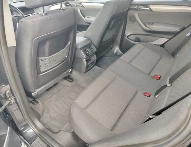 BMW X3 25