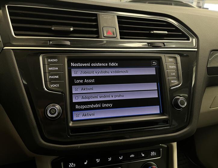 Volkswagen Tiguan 9