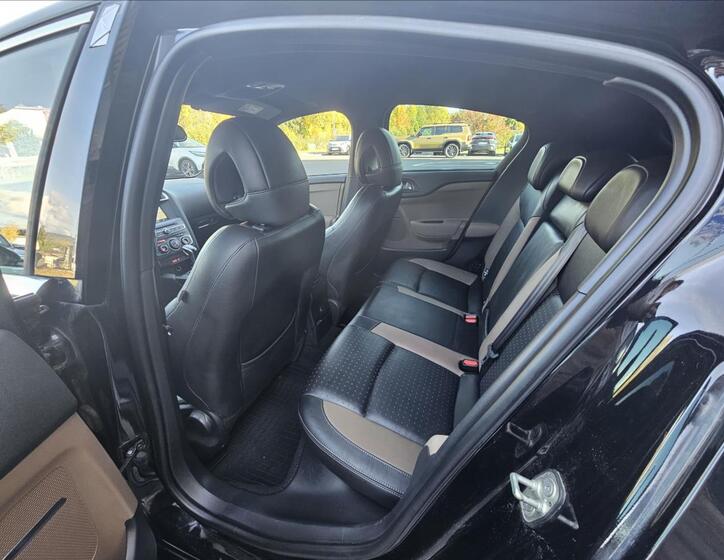 DS Automobiles DS4 9