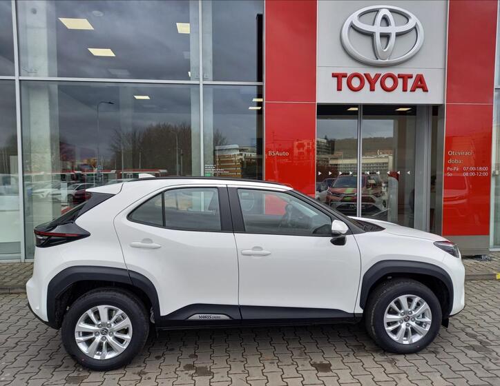 Toyota Yaris Cross 6