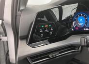 Volkswagen Golf 11