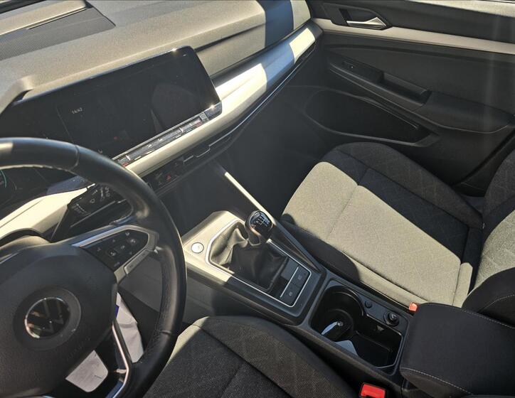 Volkswagen Golf 13